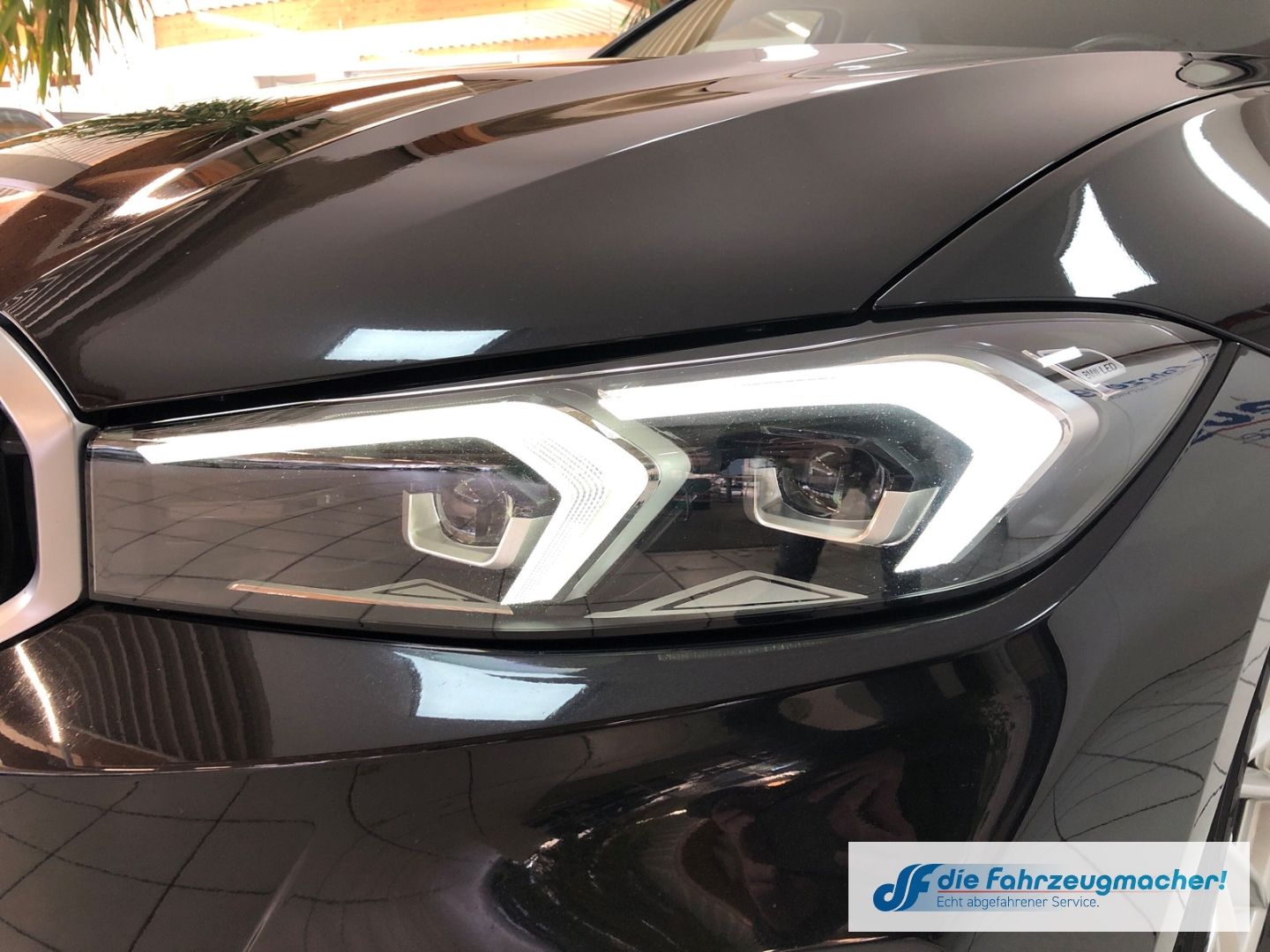 Fahrzeugabbildung BMW 320 d Touring Navi Widescreen LED El. Heckk. 3-Z