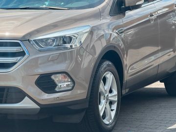 Ford Kuga - 4