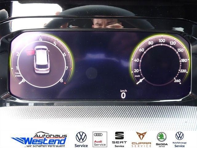 Fahrzeugabbildung Volkswagen Golf Var. R-Line 1.5l TSI 110kW DSG LED Navi