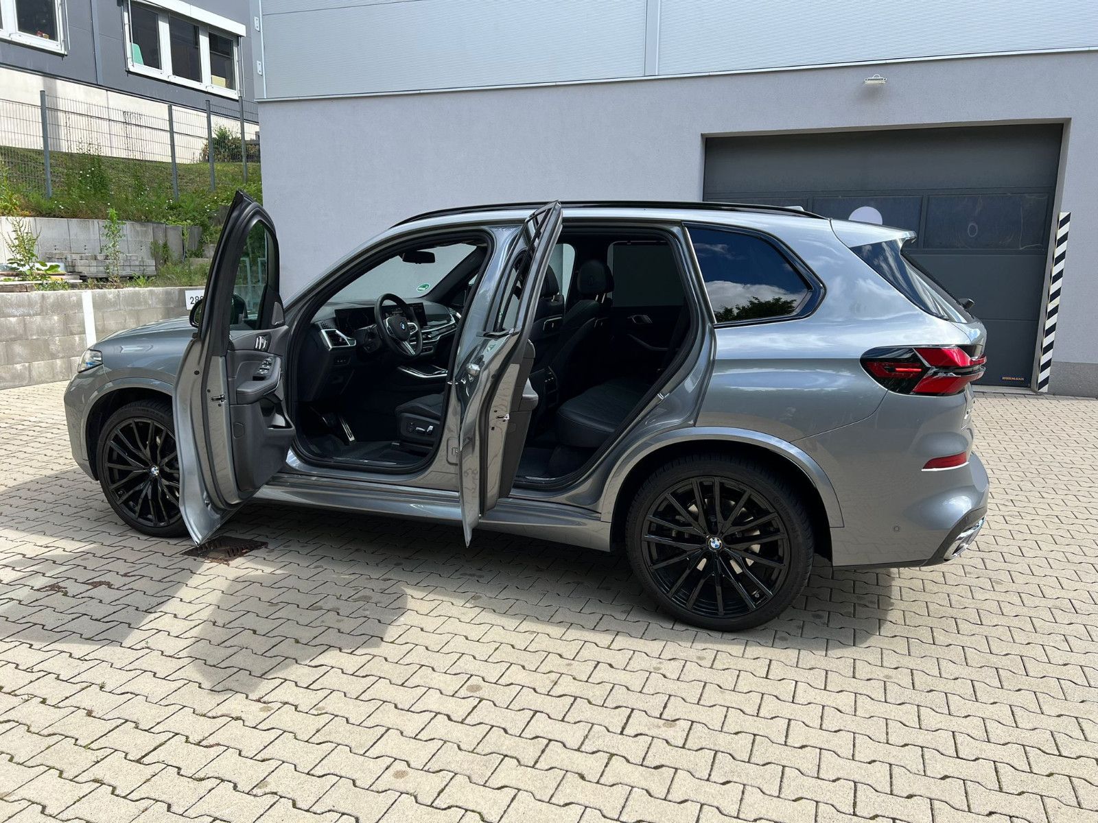 BMW X5 xDrive30d M Sport/Panoramadach/ICONIC/AHK