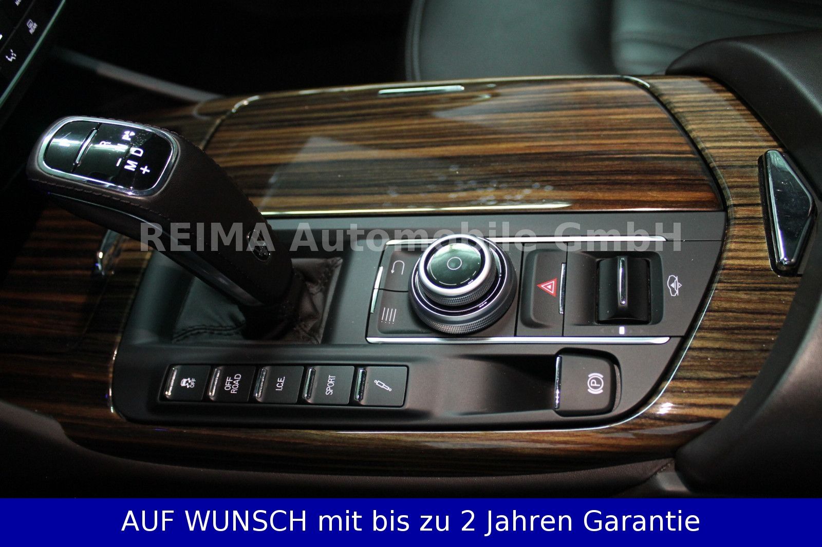 Fahrzeugabbildung Maserati Levante 3,0i S Q 4 , LED, Pano, ACC, Luft