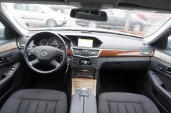 Fahrzeugabbildung Mercedes-Benz E 350 CGI BlueEfficiency Elegance Kamera Navi SD