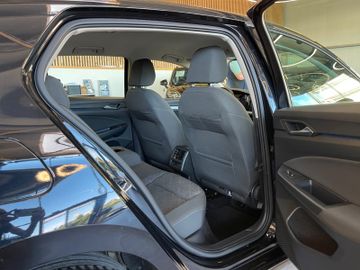 Volkswagen Golf VIII Lim. Life *FAHRSCHULAUTO*LED*AHK*ACC*