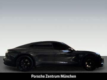 صورة 6 لـ  Porsche TAYCAN
