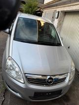 Opel Zafira 2.0 150ps 1 Jahre TÜV - Opel Zafira: 150