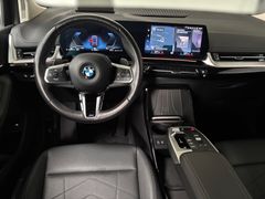 Fahrzeugabbildung BMW 218d Active Tourer Luxury Line