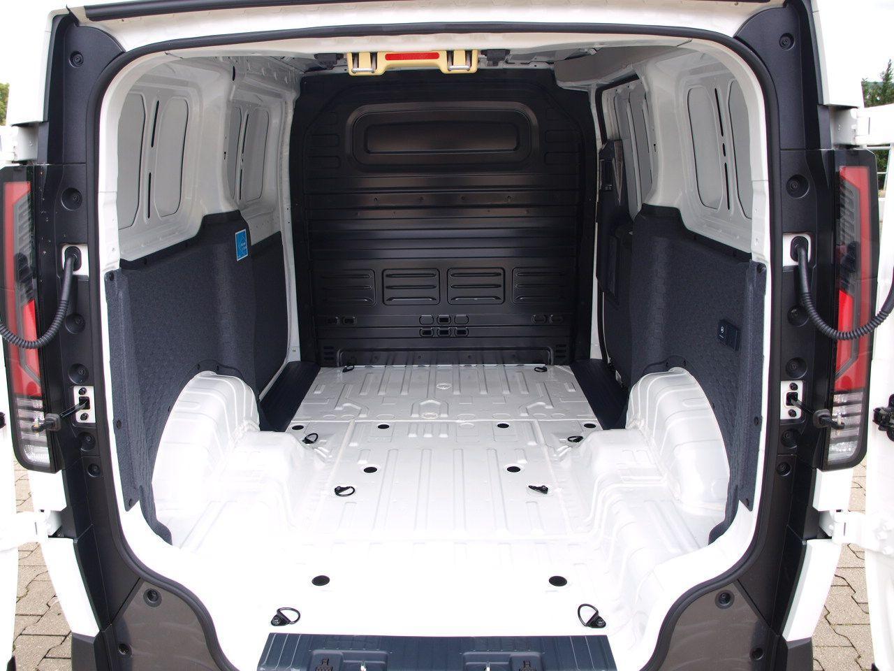 Kia PV5 Cargo L2H1 120 kW Elite AW WP 360°