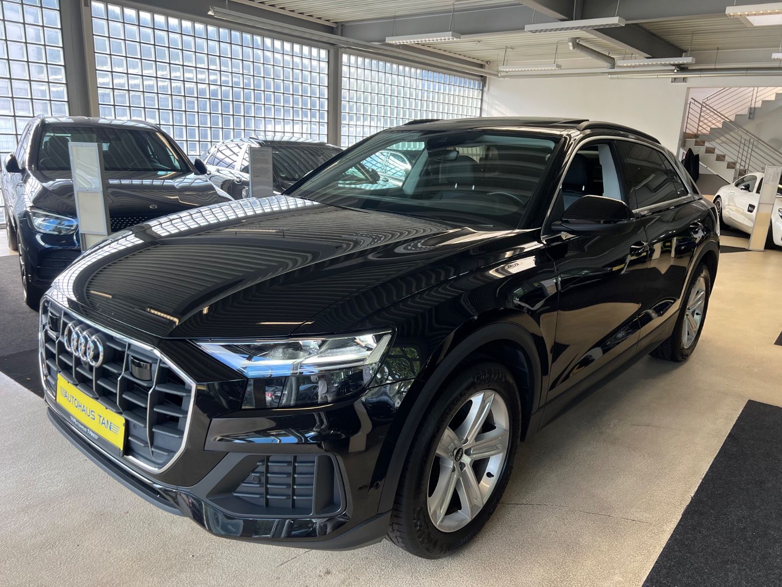 Fahrzeugabbildung Audi Q8 50 TDI quattro * PANO * 4x SITZHEIZUNG * 360