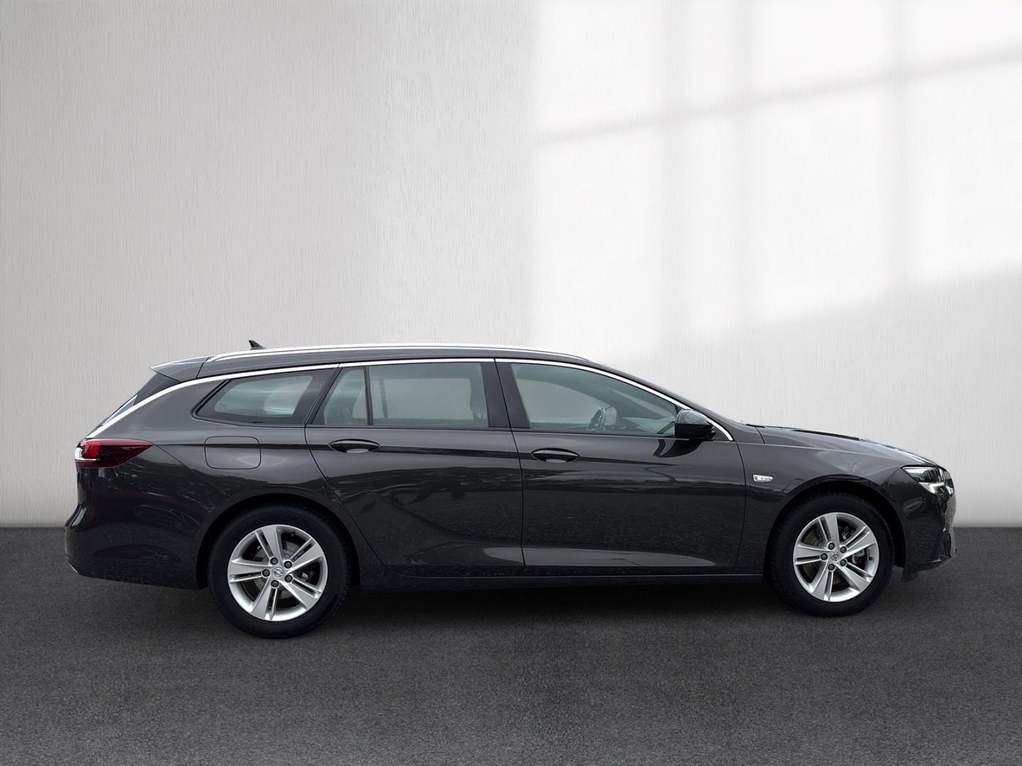 Opel Insignia B Sports Tourer Elegance 2.0 D AHK Pano