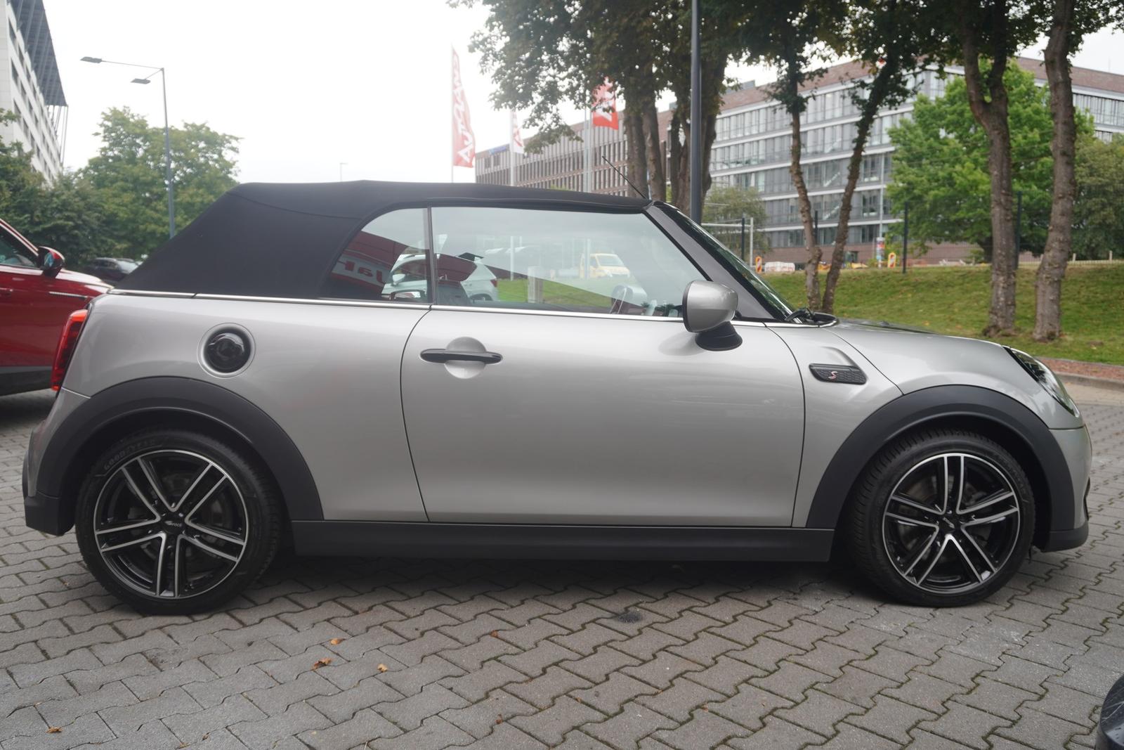 MINI Cooper S Cabrio 2.0 Yours Trim