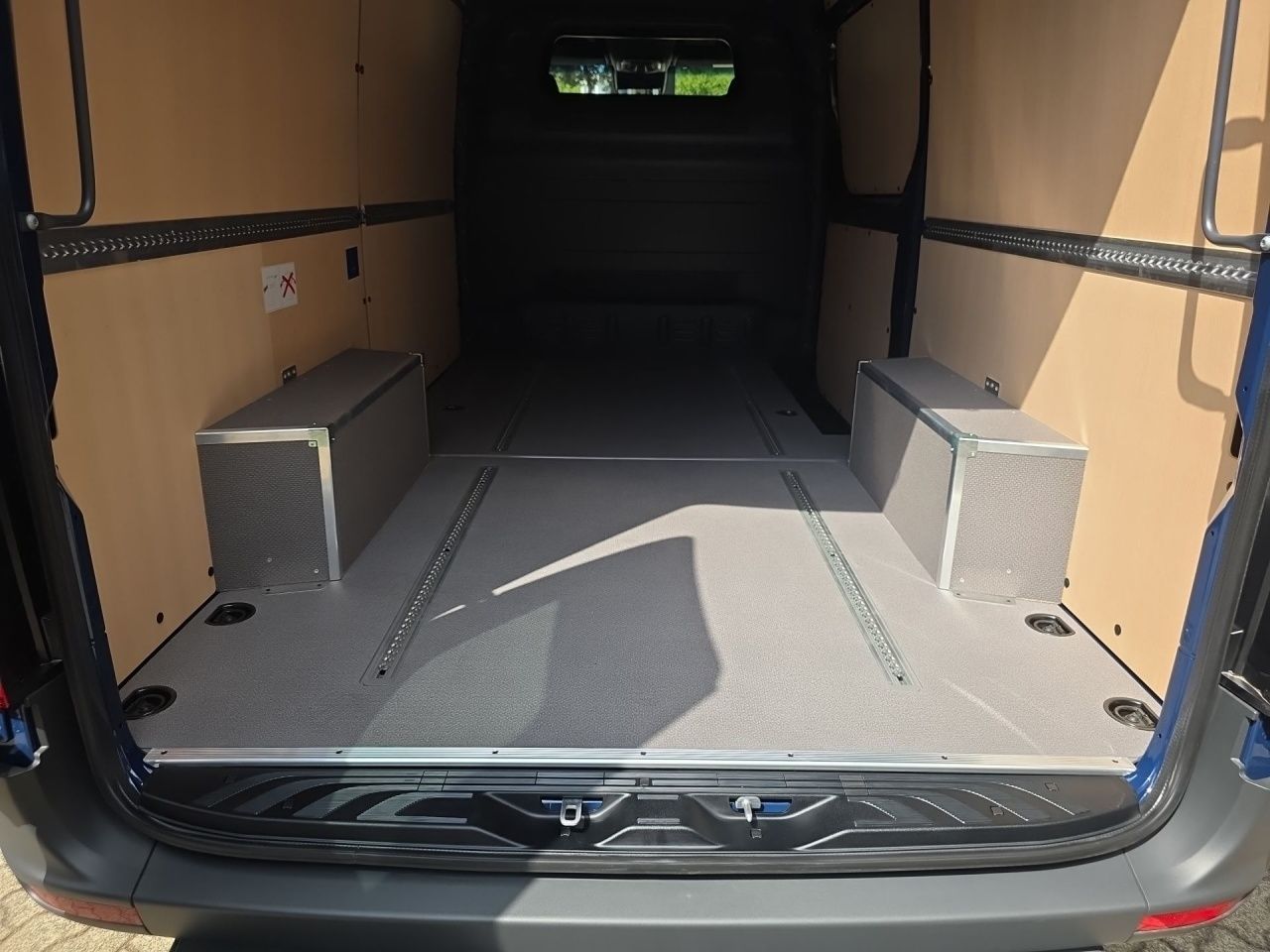 Fahrzeugabbildung Mercedes-Benz Sprinter 319 CDI Kasten Automatik*Klima*LED*Sele