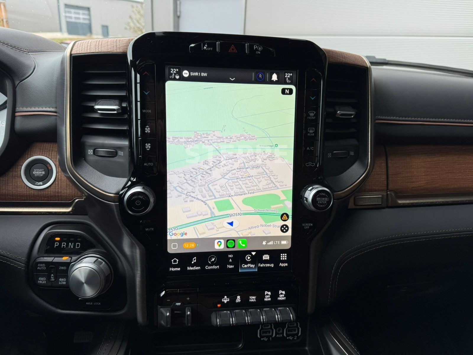 Dodge RAM 1500 5,7 V8 HEMI LONGHORN Luftfederung AHK