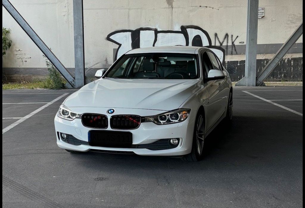 Image of BMW 325