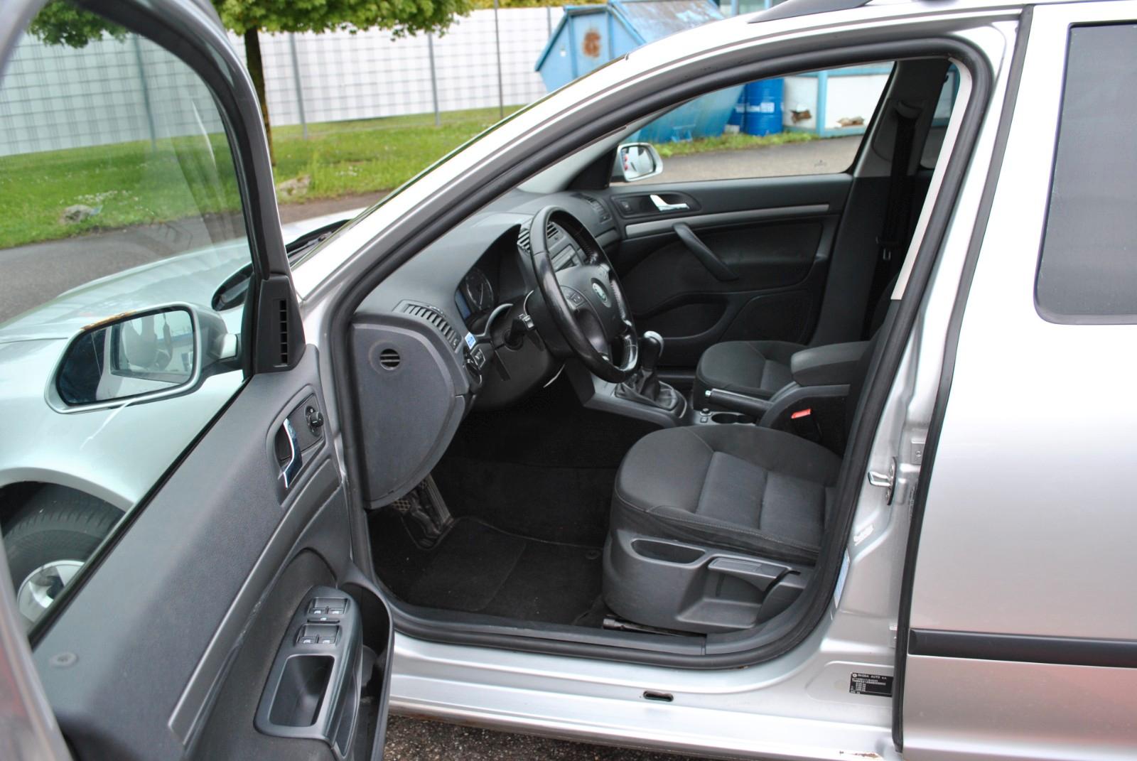 Skoda Octavia 2007 — photo 12
