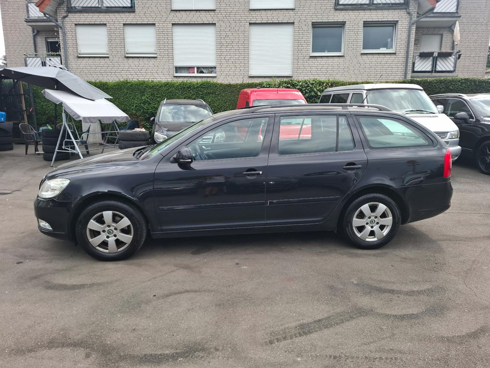 Skoda Octavia 2011 — photo 6