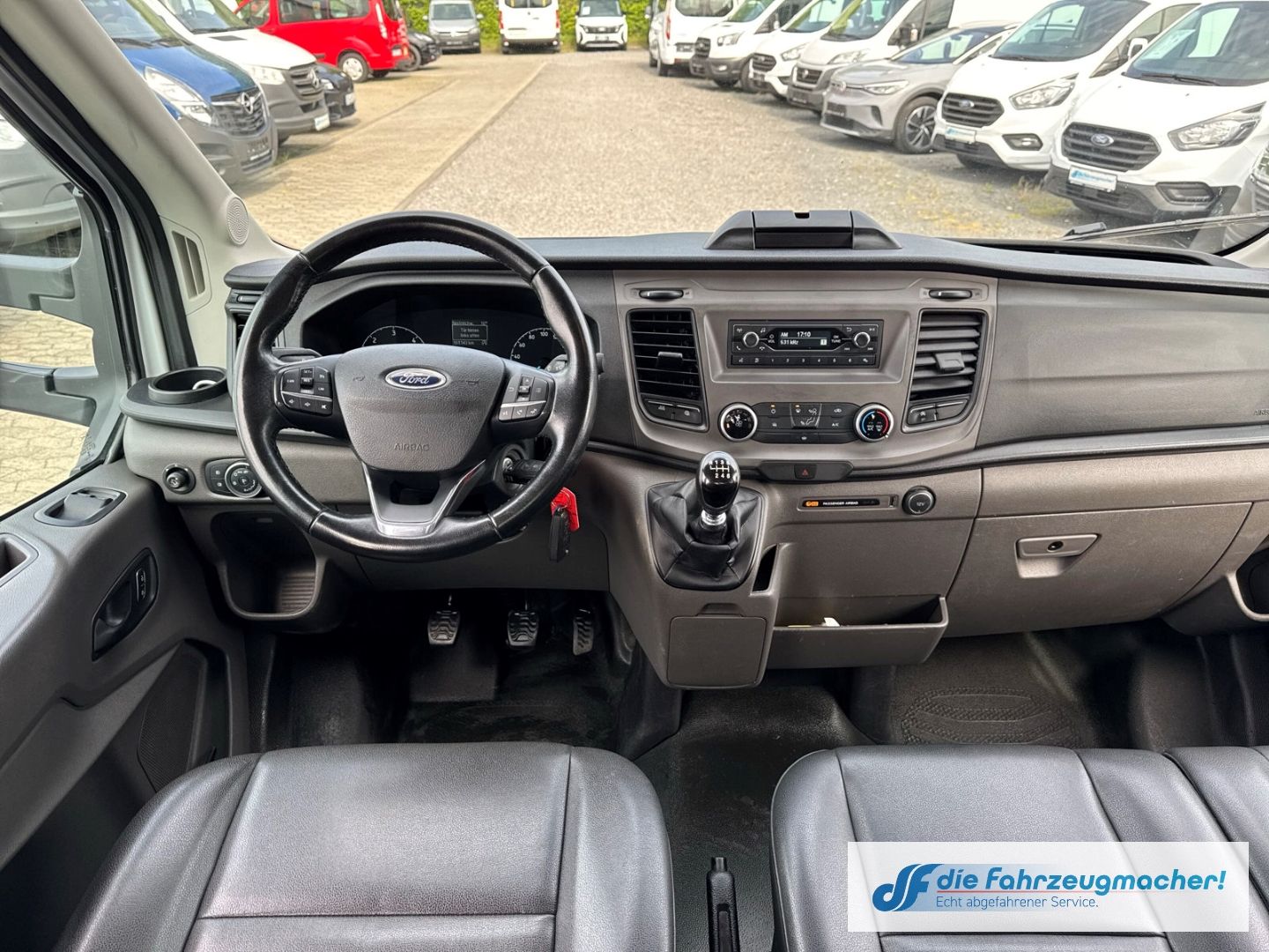 Fahrzeugabbildung Ford Transit Pritsche 310 L2 Doppelkabine Trend AHK D