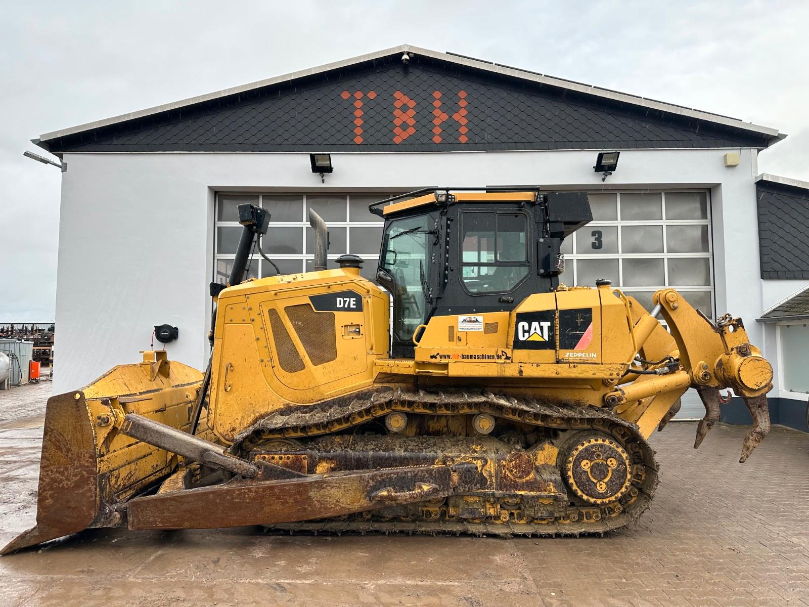 CAT D 7 E | Netto: 147.500 €
