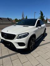 Mercedes-Benz Mercedes Benz 450/43 AMG Coupé - Mercedes-Benz 450 mit Benzin-Antrieb