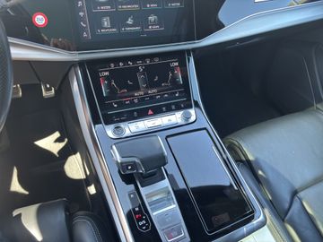 Audi Q7 - 12