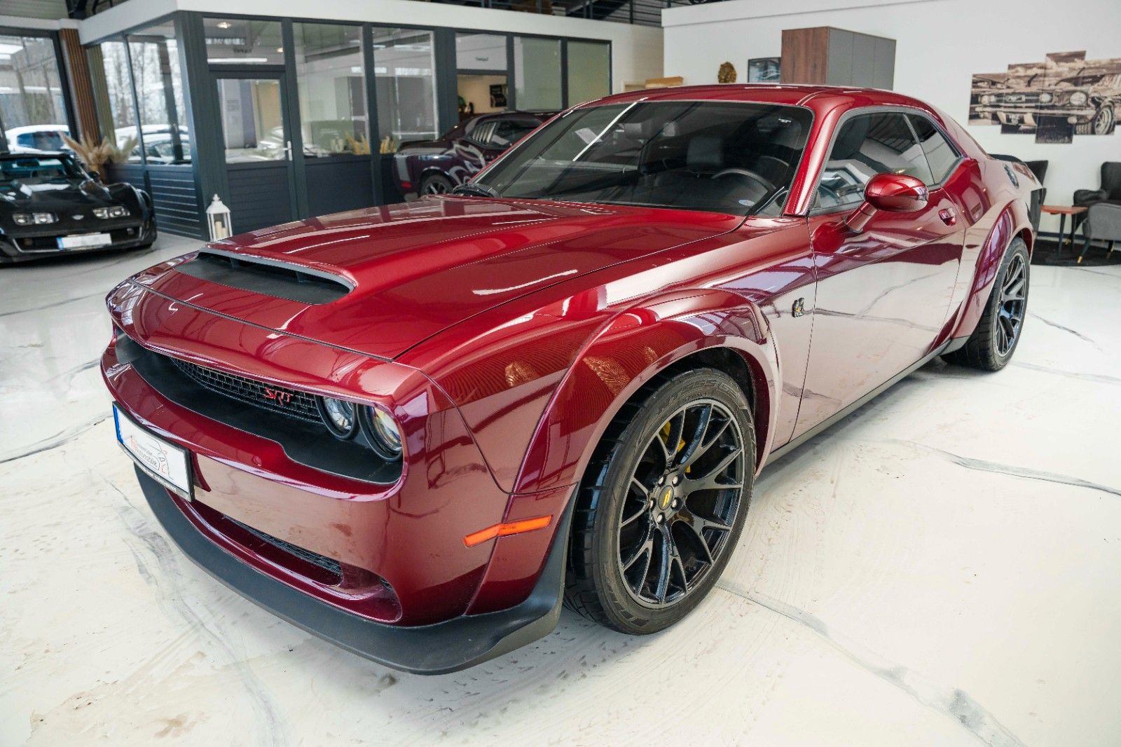 Dodge Challenger - 1