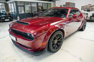Dodge Challenger - 1