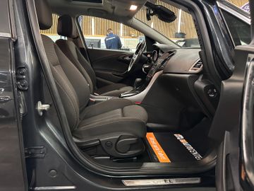 MYAUTOCENTER – Gebraucht- und Jahreswagen mit Werkstattservice in Pfaffenhofen Opel Astra J Sports Tourer Exklusiv *2. Hand*Kamera*