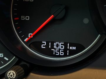 Porsche Cayenne - 10