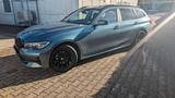 BMW 318d Touring - FAST VOLLAUSSTATTUNG! - BMW 318: Grün