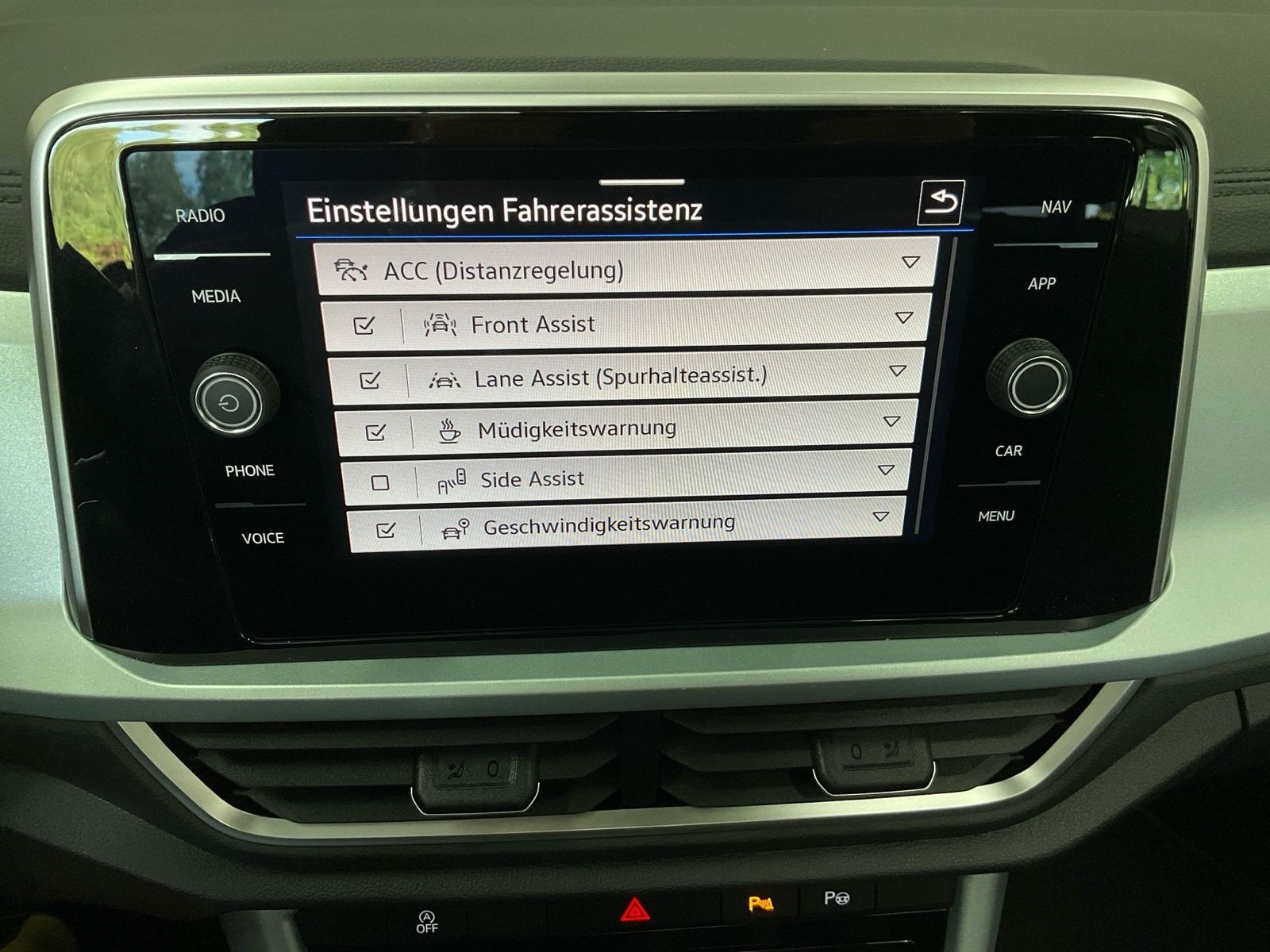 Volkswagen T-Roc - Bild 18