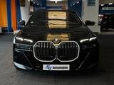 BMW 740d xDrive *M Sport*Kamera 360*Pano SKY* - schwarze BMW 740
