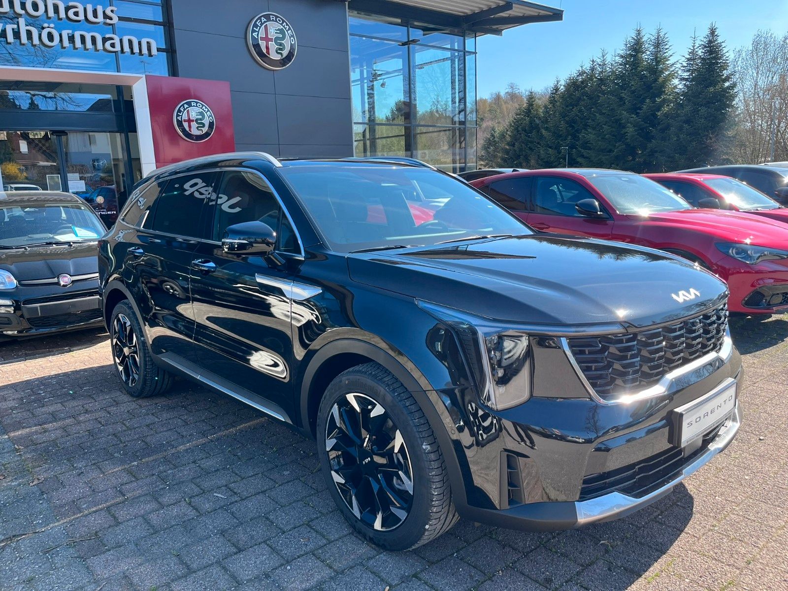 Fahrzeugabbildung Kia Sorento Platinum 4WD 7-Sitzer Pano Leder uvm.