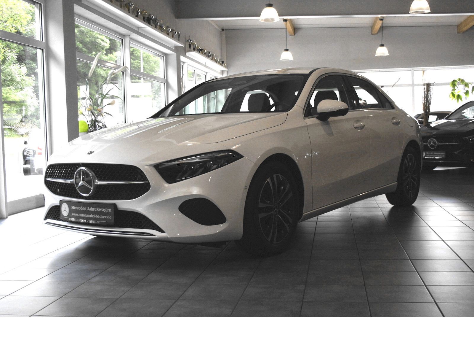 Fahrzeugabbildung Mercedes-Benz A 180 Progres.Limousine*MBUX*LED*Winterpaket