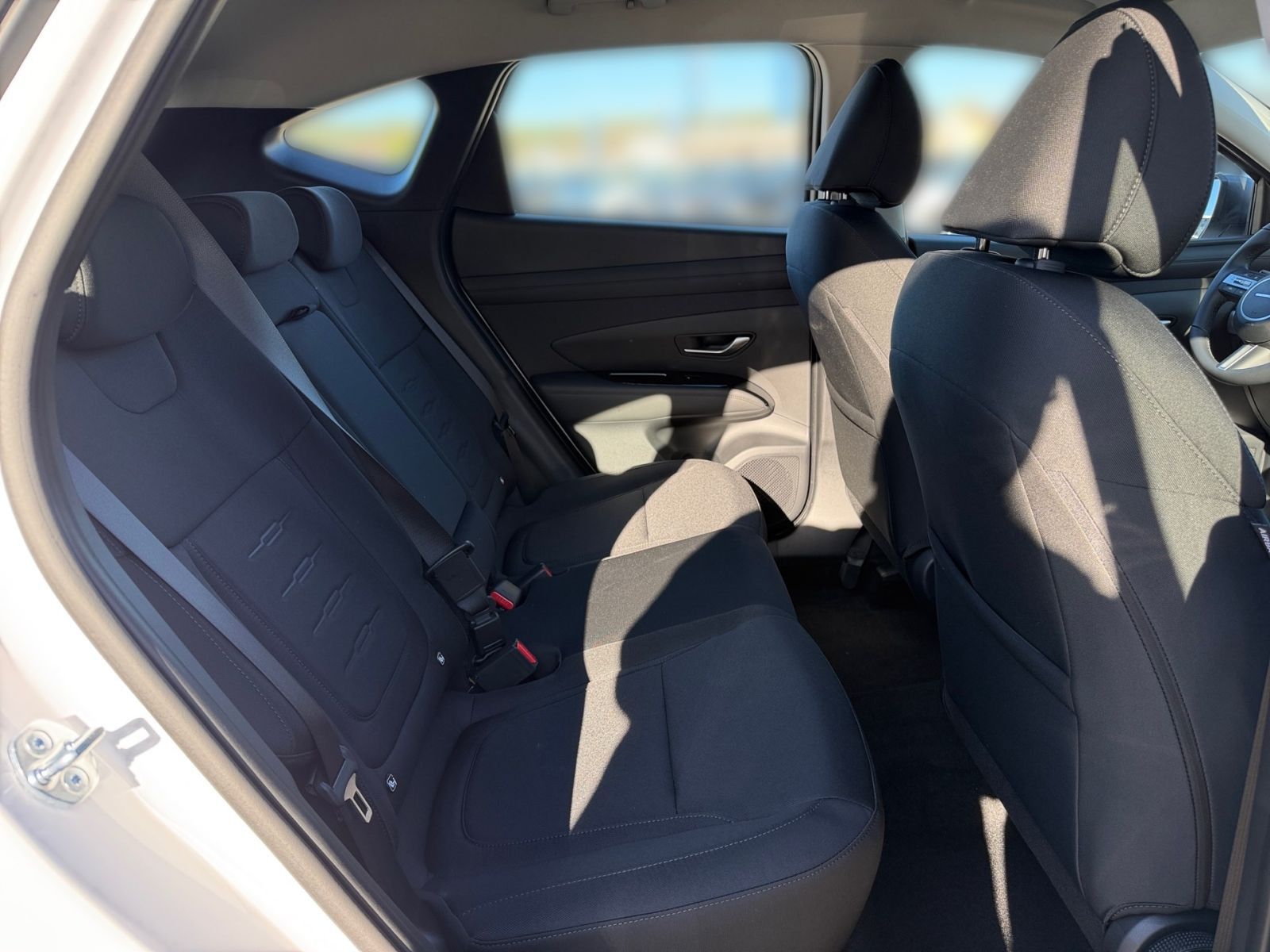 Fahrzeugabbildung Hyundai TUCSON 1.6 T-GDI Select Navi LED Sitzheizung