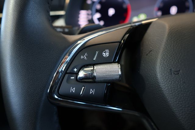 Skoda Scala 1.0 TSI Tour AID+FRONT+LANE+LED+NAVI+ALU