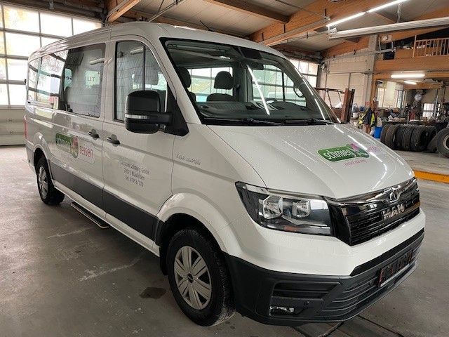 TGE VW CRAFTER 3.140 2.0 TDI AUTOM. 9-SITZER
