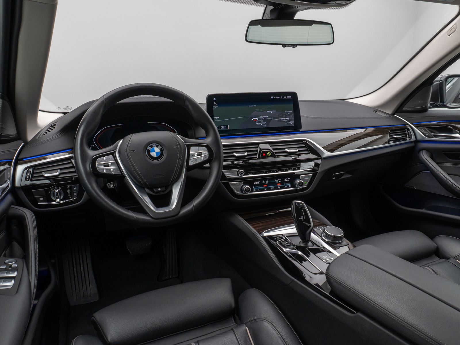 Fahrzeugabbildung BMW 540i xD LuxuryLine Kamera Laser HUD H/K Komfort