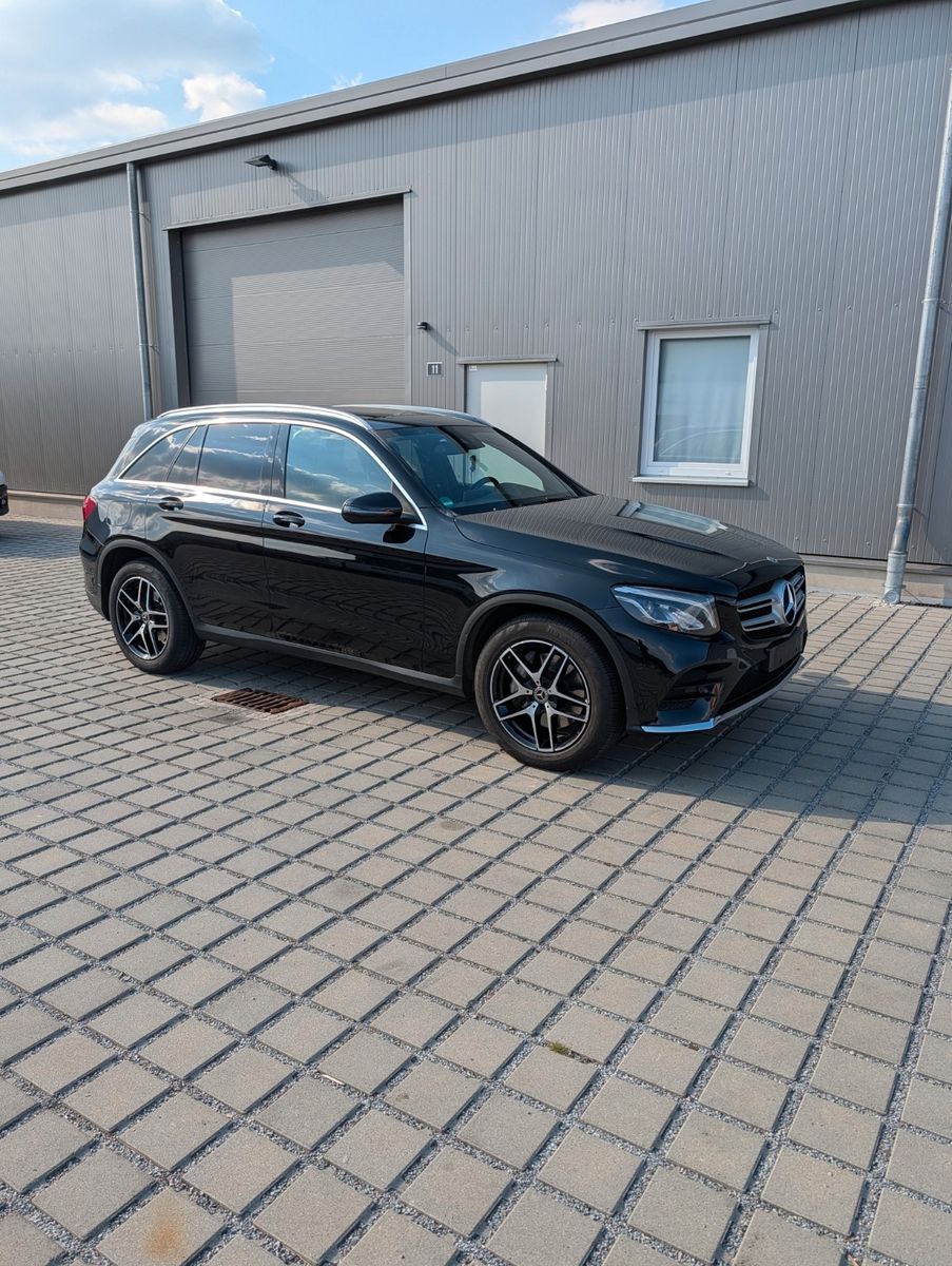 MERCEDES-BENZ GLC 250 4MATIC Autom. AMG-Line