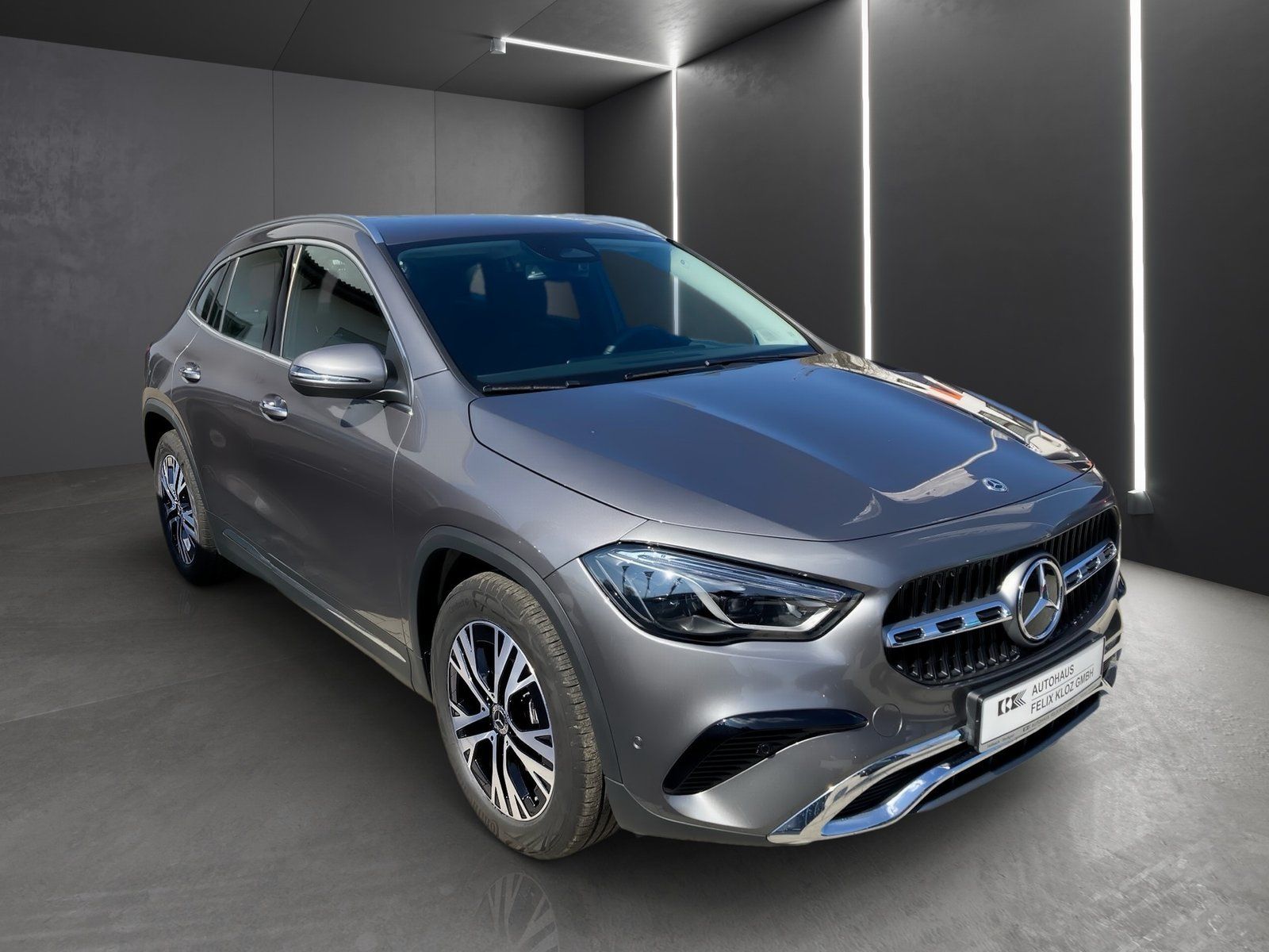 Fahrzeugabbildung Mercedes-Benz GLA 180 Progressive*AHK*Distro*Totwink*Multibeam