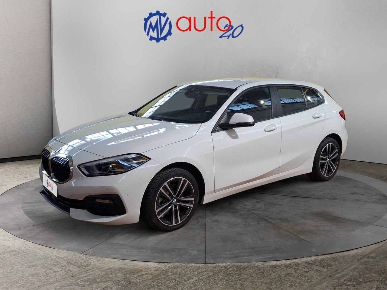 BMW Bmw 116d Advantage modello 2020 Navi Tagliandata