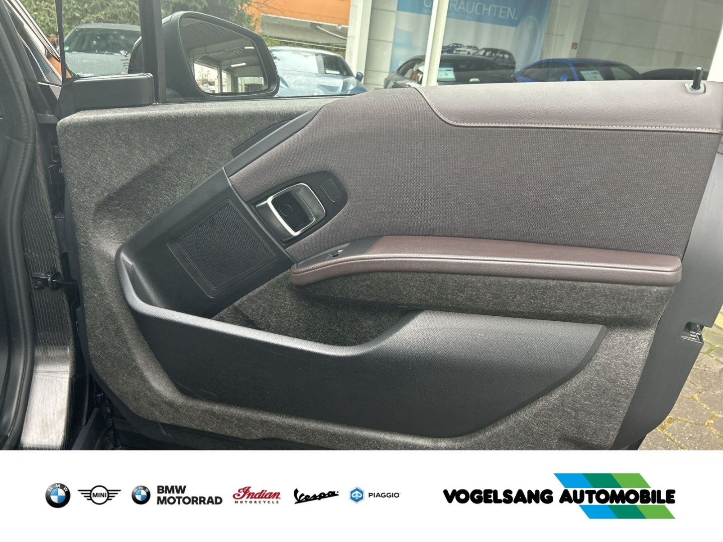 Fahrzeugabbildung BMW i3 120Ah,Schiebedach,Navi Prof.,Rückfahrk.,Sport