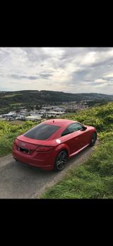 Audi TT Coupe 2.0 TFSI S tronic quattro - 2x S-line - rote Audi TT