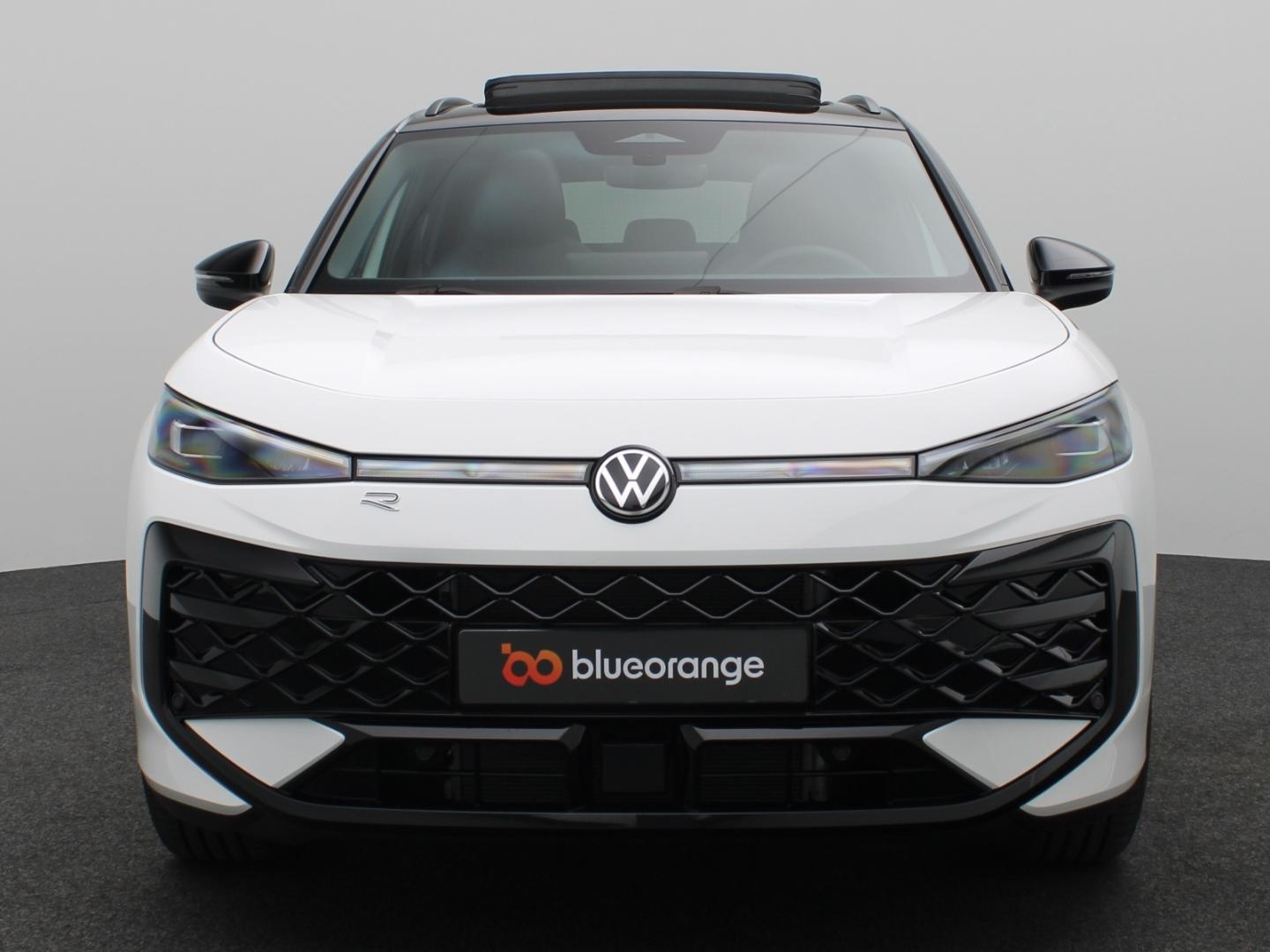 Volkswagen T-Roc 1.5 eTSI 110 kW R-Line  AHK Panodach LED