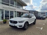 Volvo XC40 T4 (Benzin) AWD Aut. R-Design - Volvo XC40 in Rostock