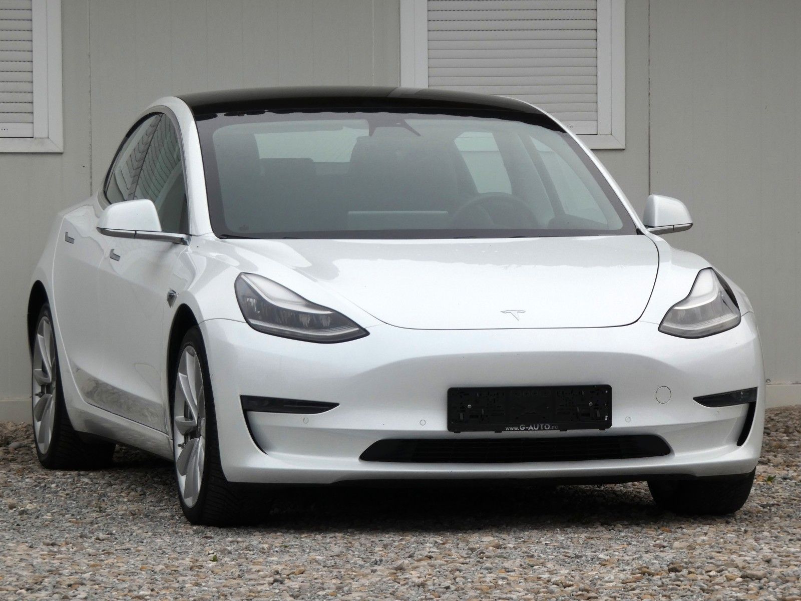 Tesla Model 3 Long Range Dual AWD