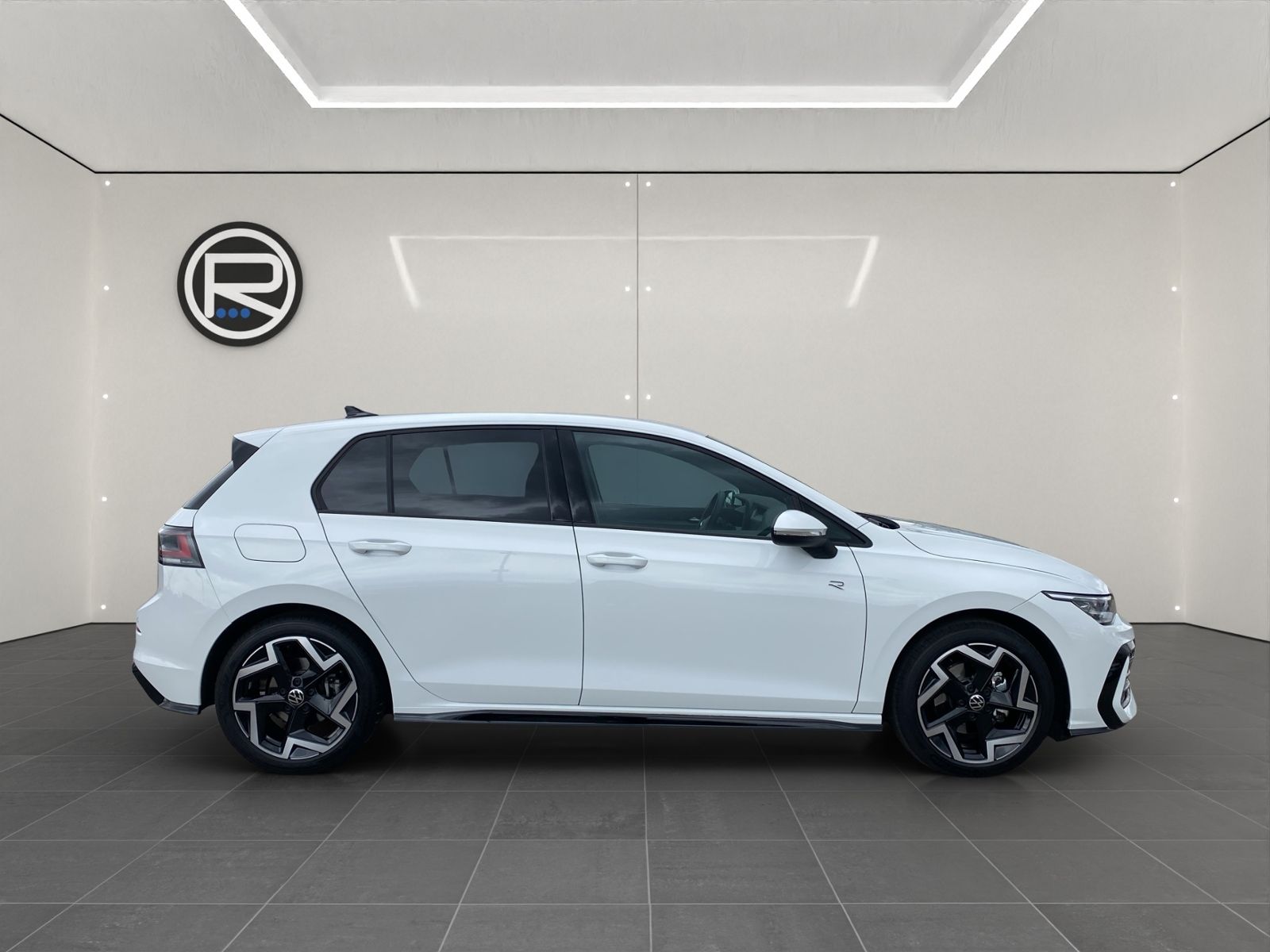 Volkswagen Golf VIII 1.5 eTSI R-Line DSG foto 4