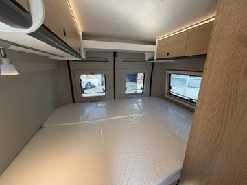 Sunlight Cliff X 600 RT Digital Dieselheizung Schwenkbad