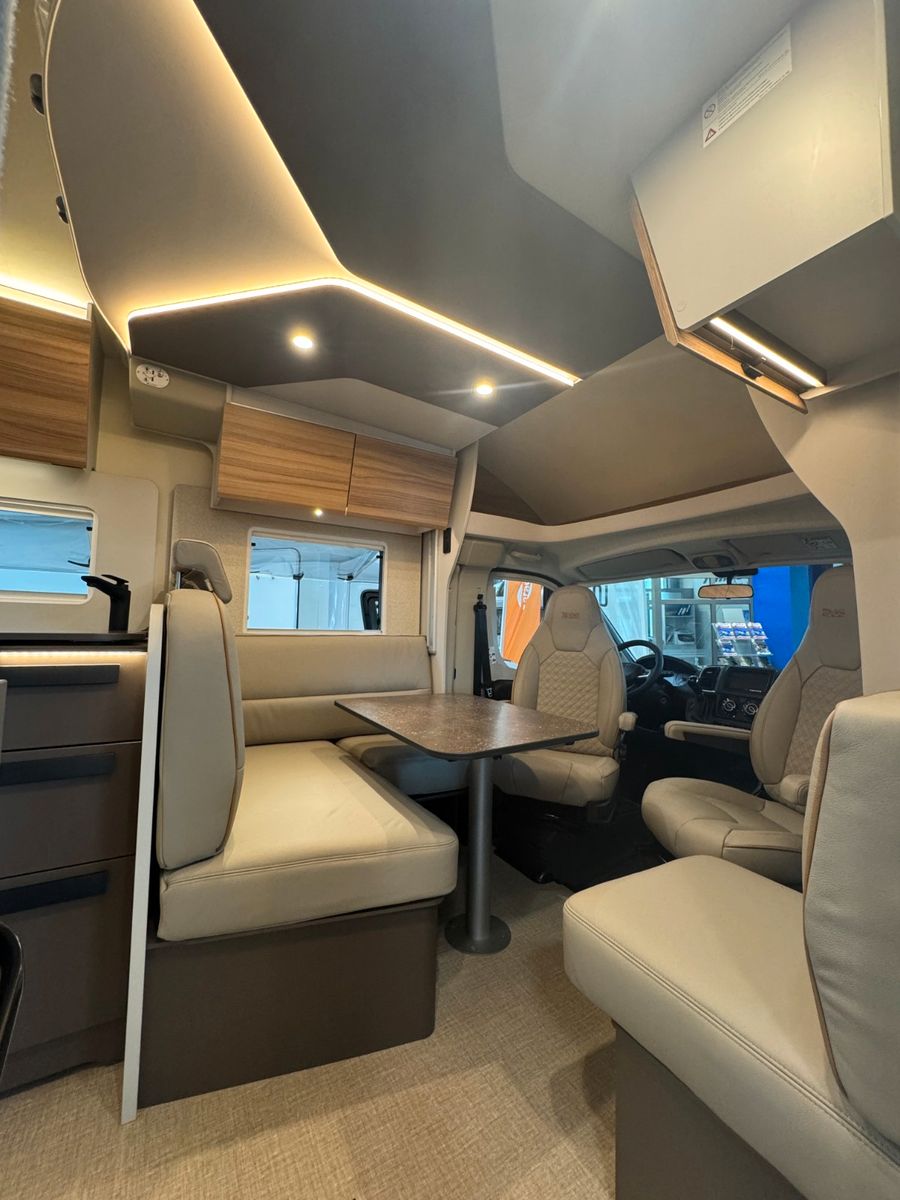 Fahrzeugabbildung Bürstner B66 TD 690-SONDERMODELL-AUTOMATIK!