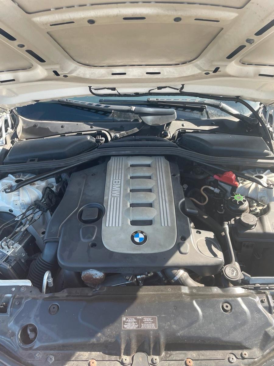 BMW 525 2007 — photo 12