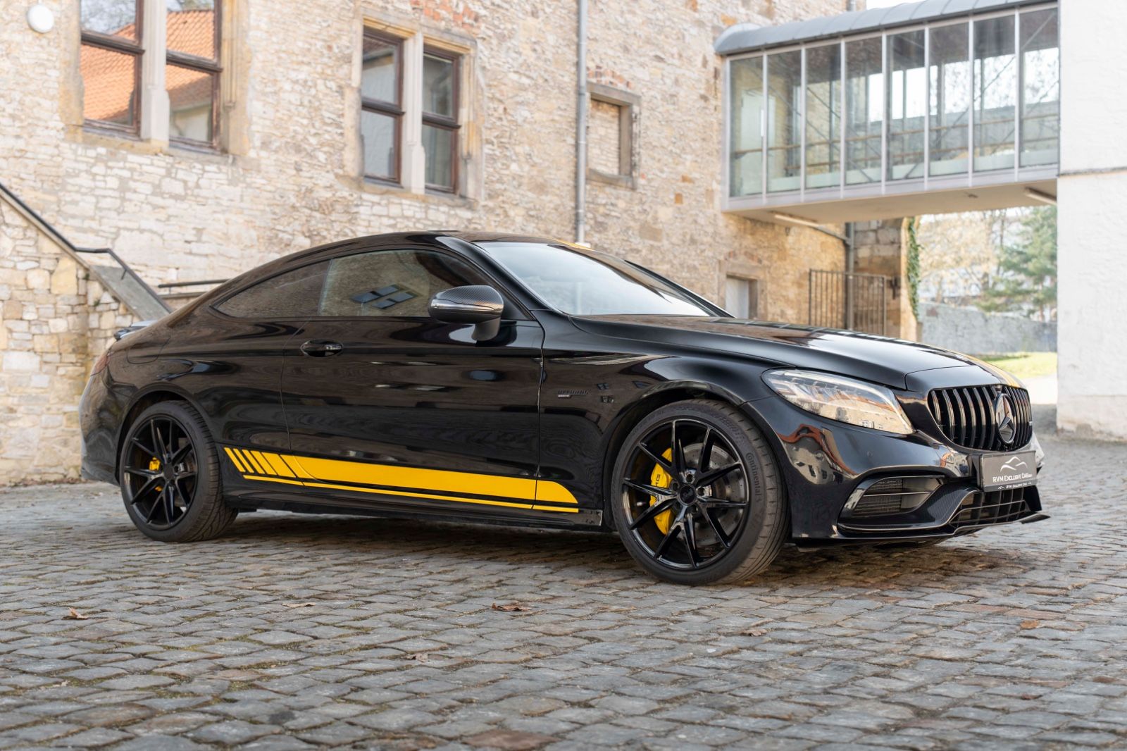 Fahrzeugabbildung Mercedes-Benz C 43 AMG C63 Optik BURMESTER CARBON KAM LED NAV