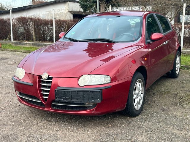 Alfa Romeo 147 1.6 T.Spark Distinctive Tüv bis 09.2026